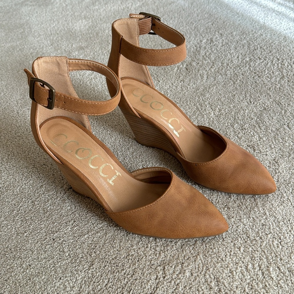 Brown wedges